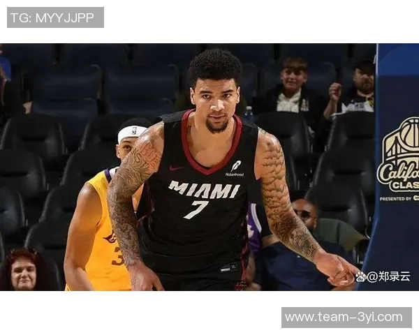 韦尔表现出色9投6中贡献12分7篮板1次抢断和1次盖帽