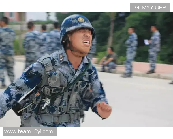 追梦再出发35岁我入选一防的荣耀与梦想期待新赛季再创辉煌